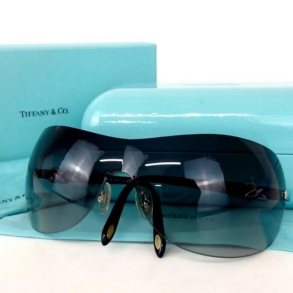 Tiffany & Co. Black Sunglasses with Gradient Lenses - Picture 6 of 6
